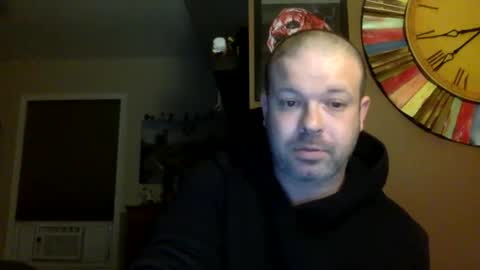 Shady online show from October 28, 2025, 2:26 am