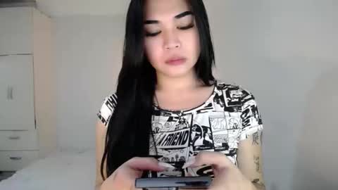 Beautiful Angel online show from May 17, 2026, 7:17 am
