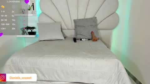 Snapshot of shairytovar chatting on January 19, 2026, 5:44 am shairytovar online show from January 19, 2026, 5:44 am