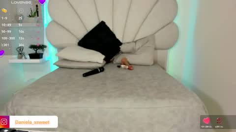 Snapshot of shairytovar chatting on February 8, 2026, 5:22 am shairytovar online show from February 8, 2026, 5:22 am