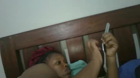 Snapshot of shakilavan chatting on December 3, 2025, 7:01 pm shakilavan online show from December 3, 2025, 7:01 pm