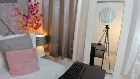 Snapshot of shaliny_ chatting on April 14, 2026, 7:31 pm Shanily online show from April 14, 2026, 7:31 pm