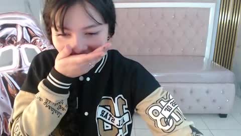 Shalon  online show from March 1, 2025, 1:07 pm