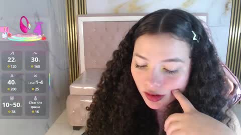 Shalon  online show from March 10, 2025, 11:49 pm