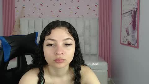 Shalon  online show from October 11, 2025, 1:31 pm