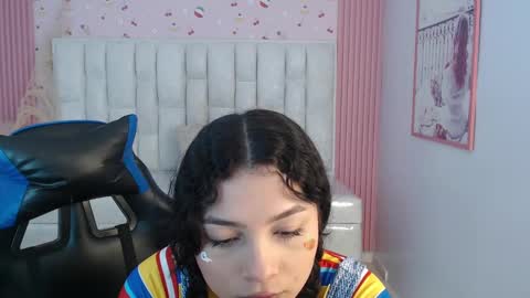 Shalon  online show from October 16, 2025, 2:07 pm