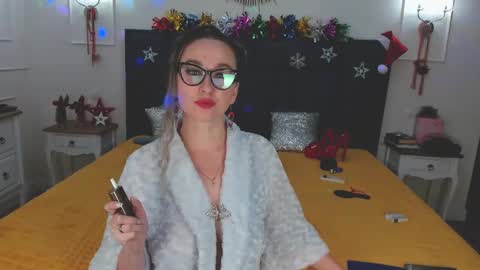 Snapshot of shana_power chatting on December 26, 2024, 3:59 am Svetlana ...........help me get 100 reactions before the end of the year Thumb up if you like me I appreciate it and thank you online show from December 26, 2024, 3:59 am