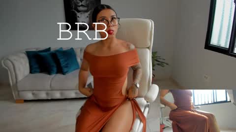 Snapshot of shanabellucy chatting on January 26, 2025, 6:37 pm onlyfans shanabellucy online show from January 26, 2025, 6:37 pm