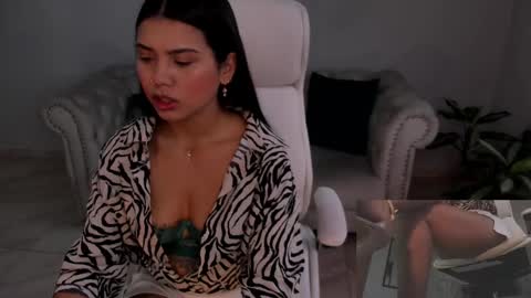 Snapshot of shanabellucy chatting on February 26, 2025, 7:16 pm onlyfans shanabellucy online show from February 26, 2025, 7:16 pm