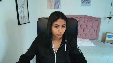 shanelle online show from December 16, 2025, 3:11 am