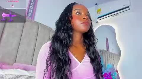 Shanel online show from June 29, 2026, 1:44 pm