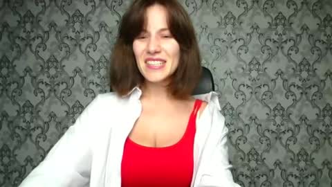 Shannen online show from November 10, 2025, 12:59 pm