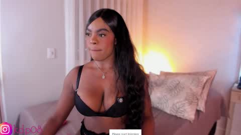 Snapshot of shannol_ryan chatting on March 24, 2026, 12:48 am Shannol online show from March 24, 2026, 12:48 am