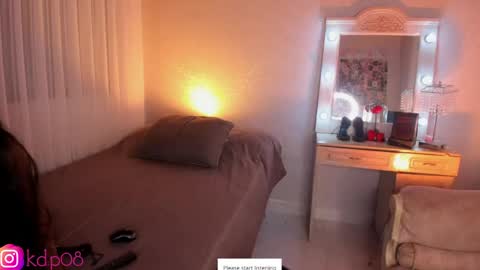 Snapshot of shannol_ryan chatting on April 8, 2026, 1:27 am Shannol online show from April 8, 2026, 1:27 am