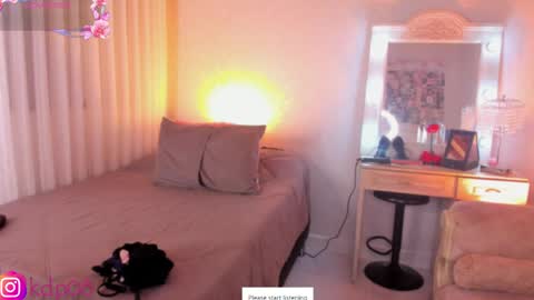 Snapshot of shannol_ryan chatting on April 16, 2026, 12:55 am Shannol online show from April 16, 2026, 12:55 am