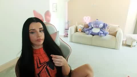 Shanmais online show from September 19, 2025, 12:06 pm