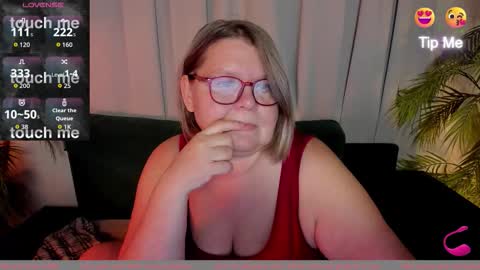 Shannon online show from September 22, 2025, 1:02 pm