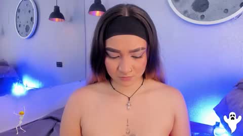 Shanntal  online show from October 23, 2025, 7:23 pm