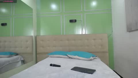 Snapshot of shanon_mature_ chatting on January 13, 2025, 11:17 pm Shanon online show from January 13, 2025, 11:17 pm