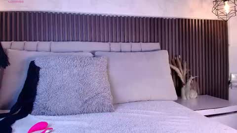 Snapshot of shanonclark chatting on February 6, 2026, 7:17 pm SHANON online show from February 6, 2026, 7:17 pm