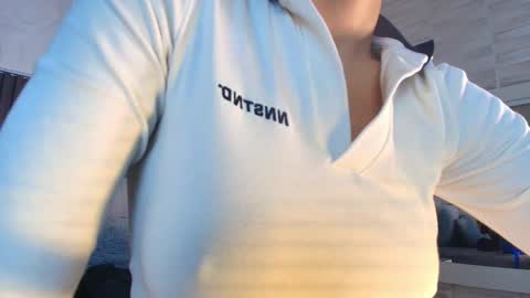 Snapshot of shanonclark chatting on February 16, 2026, 6:59 pm SHANON online show from February 16, 2026, 6:59 pm