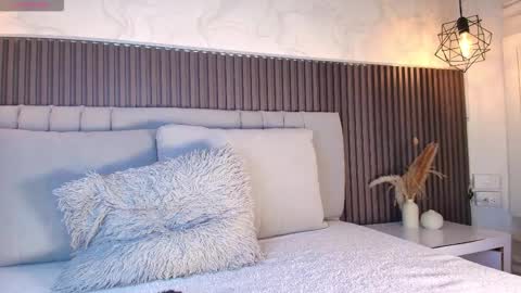 Snapshot of shanonclark chatting on February 18, 2026, 6:59 pm SHANON online show from February 18, 2026, 6:59 pm