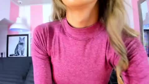 Snapshot of shantal_ferrer3 chatting on December 29, 2024, 8:44 am shantal_ferrer3 online show from December 29, 2024, 8:44 am