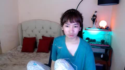 SHANTA FOX  s online show from February 25, 2025, 1:41 am