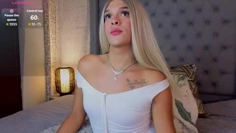 Snapshot of shantaljoness chatting on September 12, 2025, 9:04 pm Shantal Jones online show from September 12, 2025, 9:04 pm