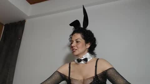 sharickleon11 online show from October 31, 2025, 11:28 pm