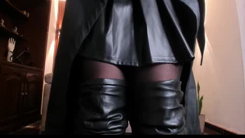 Sharith  online show from April 17, 2026, 3:26 pm