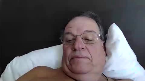 Snapshot of sharkey644 chatting on February 7, 2026, 8:12 pm Sharkey644 online show from February 7, 2026, 8:12 pm