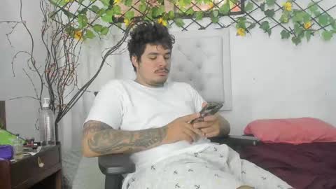 jhon deibyd online show from October 8, 2025, 2:58 pm