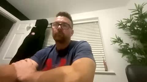 Snapshot of sharksboy16 chatting on February 4, 2025, 5:21 am Sharksboy online show from February 4, 2025, 5:21 am