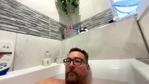 Snapshot of sharksboy16 chatting on October 15, 2025, 3:56 pm Sharksboy online show from October 15, 2025, 3:56 pm