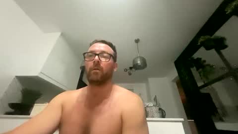 Sharksboy online show from November 4, 2025, 5:28 am