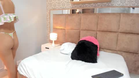 Snapshot of sharlottedoll chatting on March 5, 2026, 12:34 pm SHARLOTTE online show from March 5, 2026, 12:34 pm