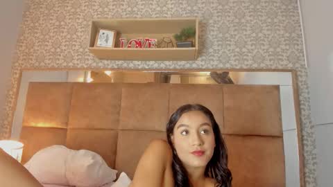 Snapshot of sharlottedoll chatting on March 11, 2026, 12:22 pm SHARLOTTE online show from March 11, 2026, 12:22 pm