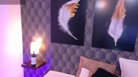 Sharom  online show from February 1, 2025, 7:55 pm