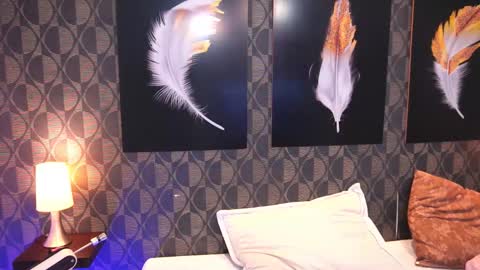 Sharom  online show from February 13, 2026, 7:10 pm