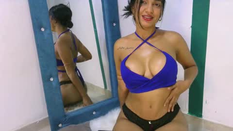 Snapshot of sharon_nauthy24 chatting on January 6, 2025, 6:25 am sharon online show from January 6, 2025, 6:25 am