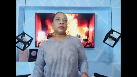 Sharon Noa online show from June 1, 2026, 2:08 pm