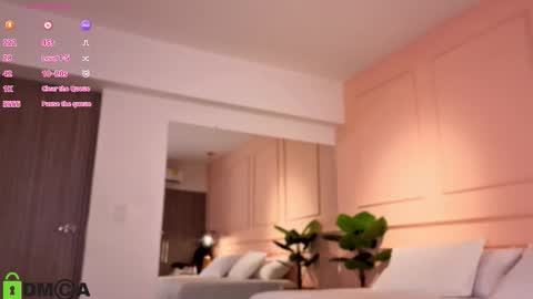 Snapshot of sharonn___ chatting on February 19, 2026, 4:41 am Sharon online show from February 19, 2026, 4:41 am