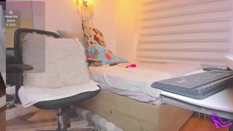 Snapshot of sharonvelvet chatting on February 25, 2026, 2:37 pm Sharon online show from February 25, 2026, 2:37 pm