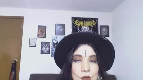 Snapshot of sharoonnn34 chatting on February 6, 2026, 8:23 pm SHAROON online show from February 6, 2026, 8:23 pm