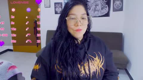 Snapshot of sharoonnn34 chatting on February 24, 2026, 9:46 pm SHAROON online show from February 24, 2026, 9:46 pm