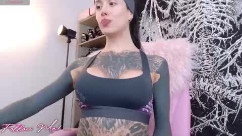 Snapshot of sharpay_evans chatting on March 26, 2026, 6:13 pm Antonia online show from March 26, 2026, 6:13 pm