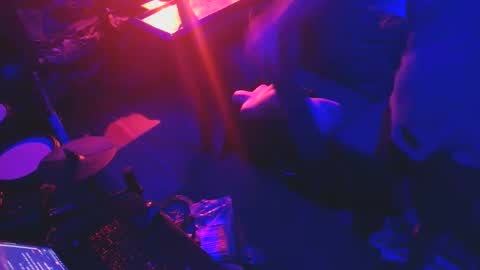 Snapshot of shawntheone3535b chatting on February 8, 2026, 7:06 pm shawntheone online show from February 8, 2026, 7:06 pm