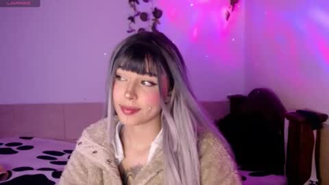 Snapshot of shayla_bbs chatting on October 14, 2025, 9:04 pm Shayla 3 online show from October 14, 2025, 9:04 pm