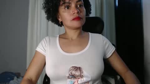 Shayna online show from January 4, 2025, 5:37 pm